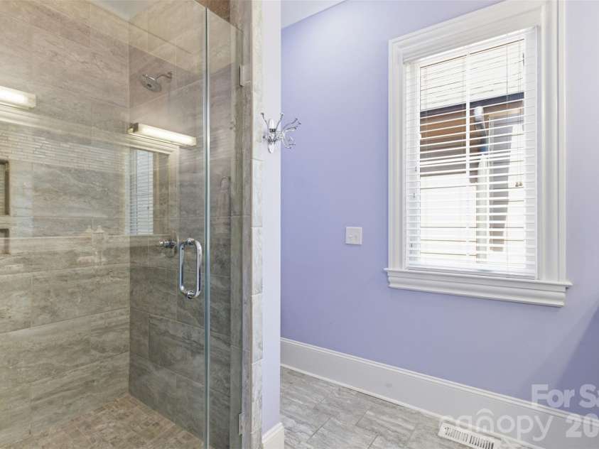 425 Bridlepath Trail, Davidson, NC 28036.  MLS# CAR4384484, YatesRealty ID 33328. 2nd Bed-Full Bath