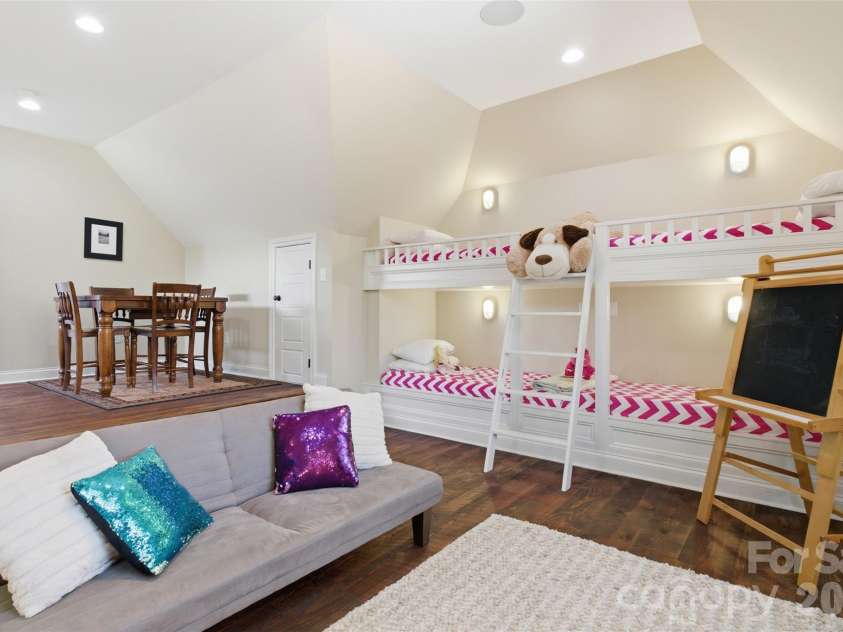 425 Bridlepath Trail, Davidson, NC 28036.  MLS# CAR4384484, YatesRealty ID 33328. Bonus Room
