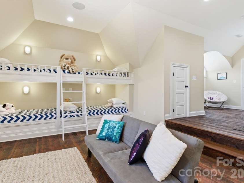 425 Bridlepath Trail, Davidson, NC 28036.  MLS# CAR4384484, YatesRealty ID 33328. Bonus Room