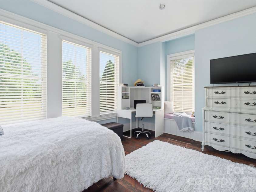 425 Bridlepath Trail, Davidson, NC 28036.  MLS# CAR4384484, YatesRealty ID 33328. Main Level 2nd Bedroom