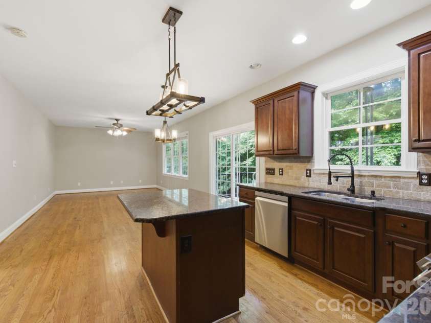 190 Meadow Glen Drive, Troutman, NC 28166.  MLS# CAR4385306, YatesRealty ID 33329. 