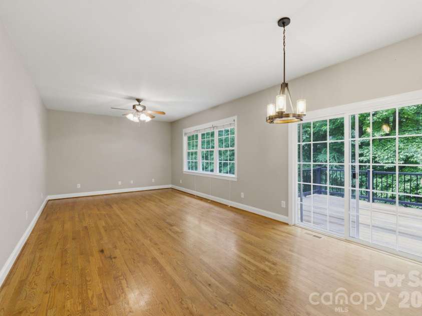 190 Meadow Glen Drive, Troutman, NC 28166.  MLS# CAR4385306, YatesRealty ID 33329. 