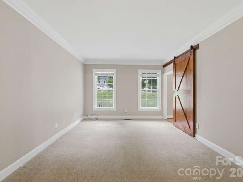190 Meadow Glen Drive, Troutman, NC 28166.  MLS# CAR4385306, YatesRealty ID 33329. 