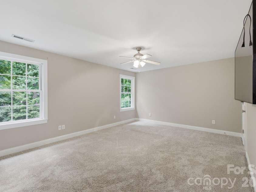 190 Meadow Glen Drive, Troutman, NC 28166.  MLS# CAR4385306, YatesRealty ID 33329. 