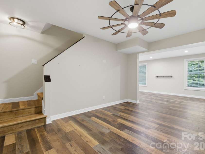190 Meadow Glen Drive, Troutman, NC 28166.  MLS# CAR4385306, YatesRealty ID 33329. 