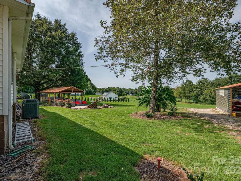 148 Hudson Lane, Statesville, NC 28625.  MLS# CAR4171535, YatesRealty ID 3333. 