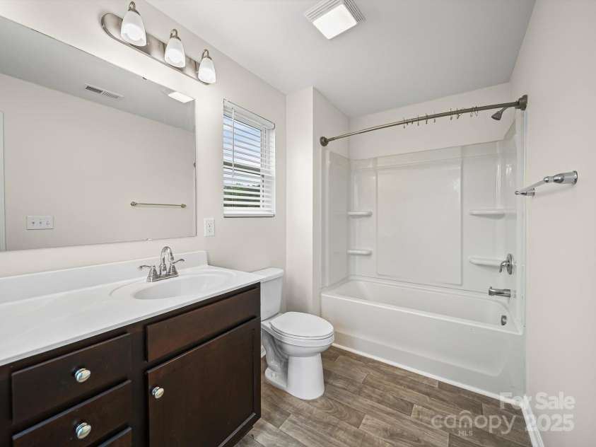 303 Amberly Circle, Pageland, SC 29728.  MLS# CAR4294415, YatesRealty ID 33330. 