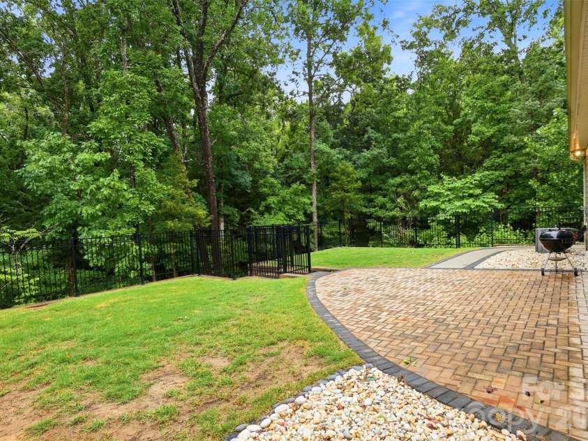 5701 Regal Way, Indian Land, SC 29707.  MLS# CAR4382841, YatesRealty ID 33330. 