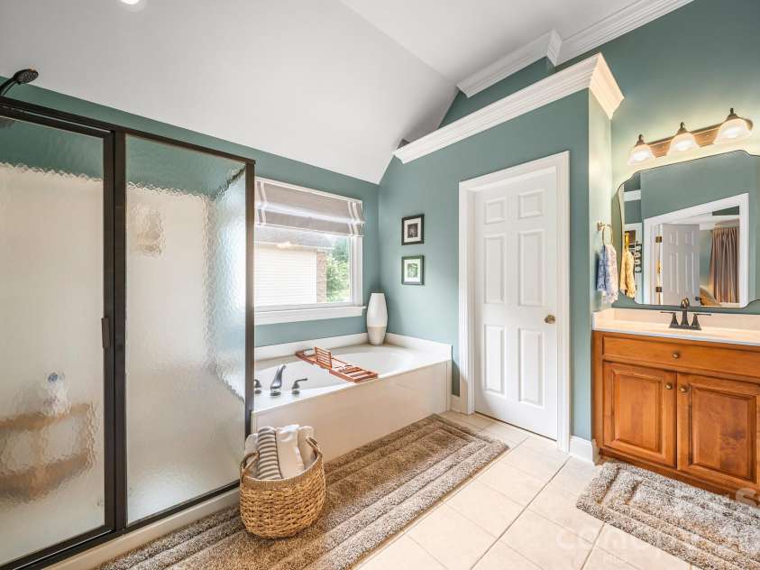 1209 High Brook Drive, Waxhaw, NC 28173.  MLS# CAR4388462, YatesRealty ID 33332. 