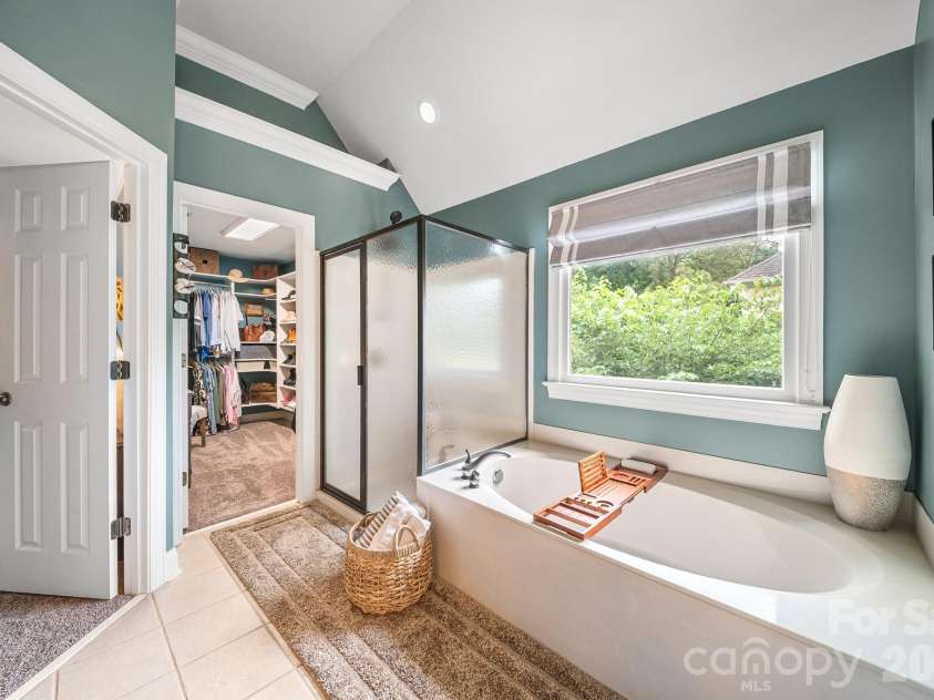 1209 High Brook Drive, Waxhaw, NC 28173.  MLS# CAR4388462, YatesRealty ID 33332. 