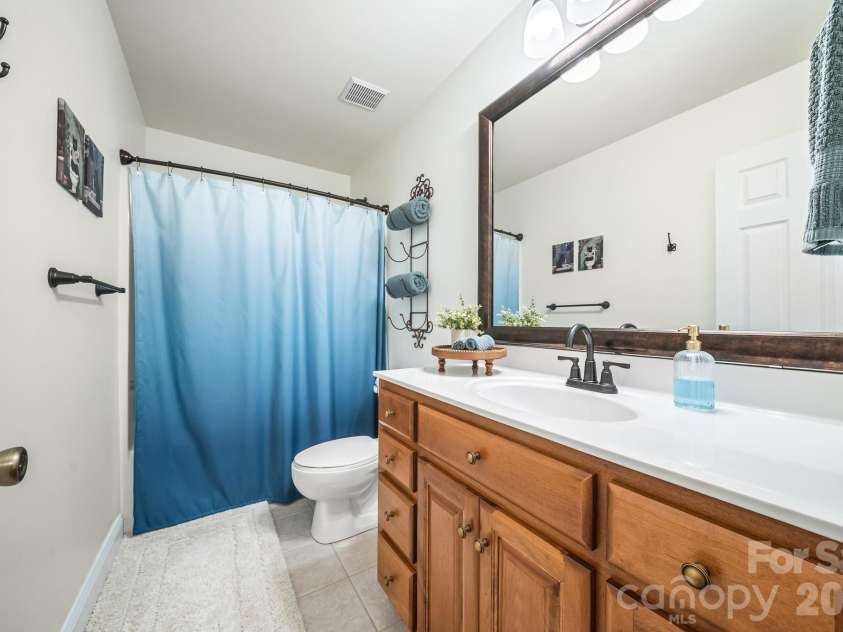 1209 High Brook Drive, Waxhaw, NC 28173.  MLS# CAR4388462, YatesRealty ID 33332. 