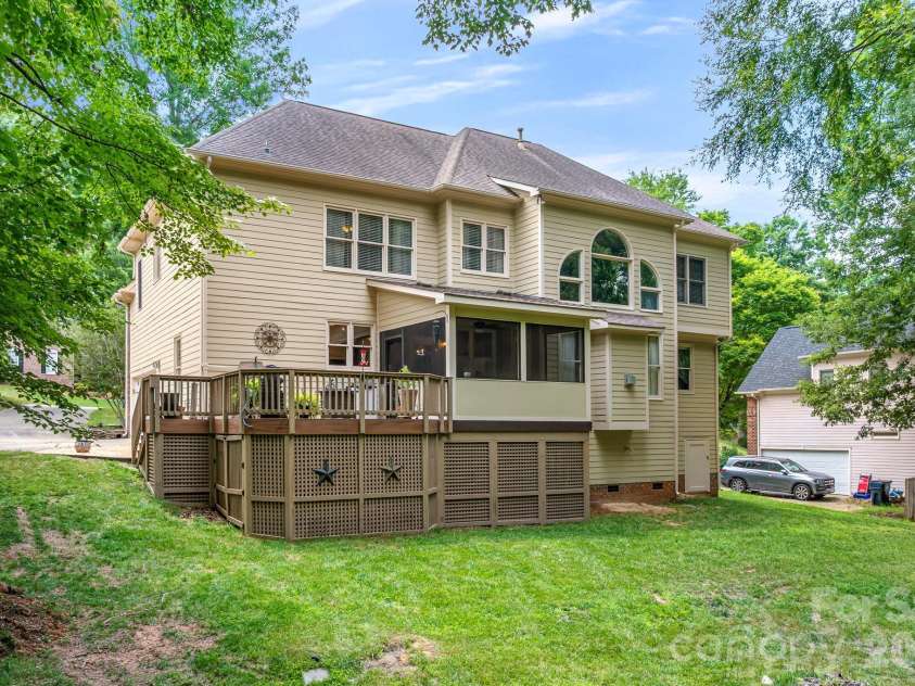 1209 High Brook Drive, Waxhaw, NC 28173.  MLS# CAR4388462, YatesRealty ID 33332. 