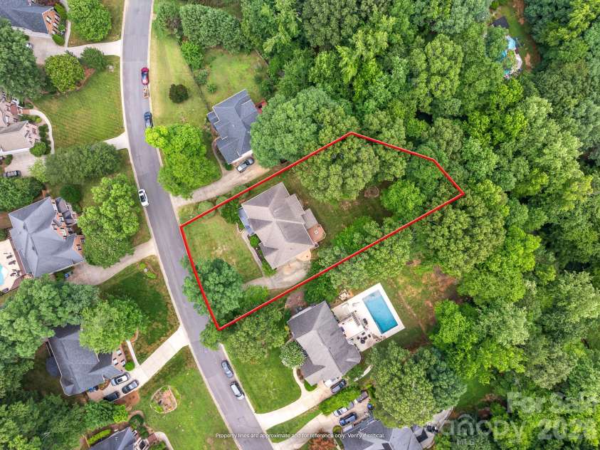 1209 High Brook Drive, Waxhaw, NC 28173.  MLS# CAR4388462, YatesRealty ID 33332. 