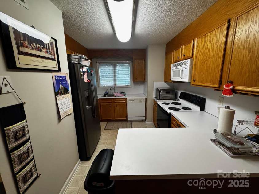 2617 White Oak Ct Extension, Claremont, NC 28610.  MLS# CAR4293632, YatesRealty ID 33333. Kitchen