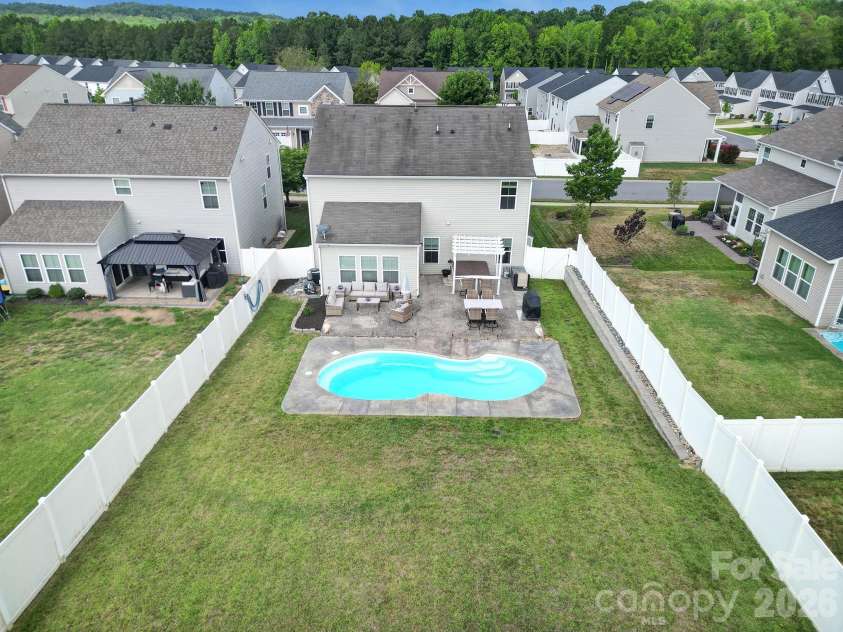 3622 Catherine Creek Place, Davidson, NC 28036.  MLS# CAR4389546, YatesRealty ID 33334. 