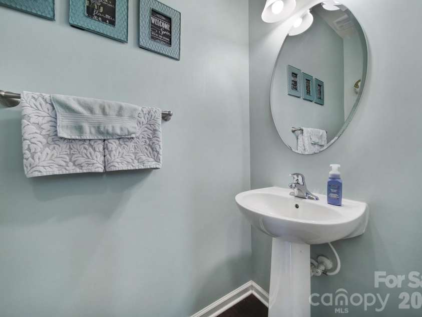 3622 Catherine Creek Place, Davidson, NC 28036.  MLS# CAR4389546, YatesRealty ID 33334. 