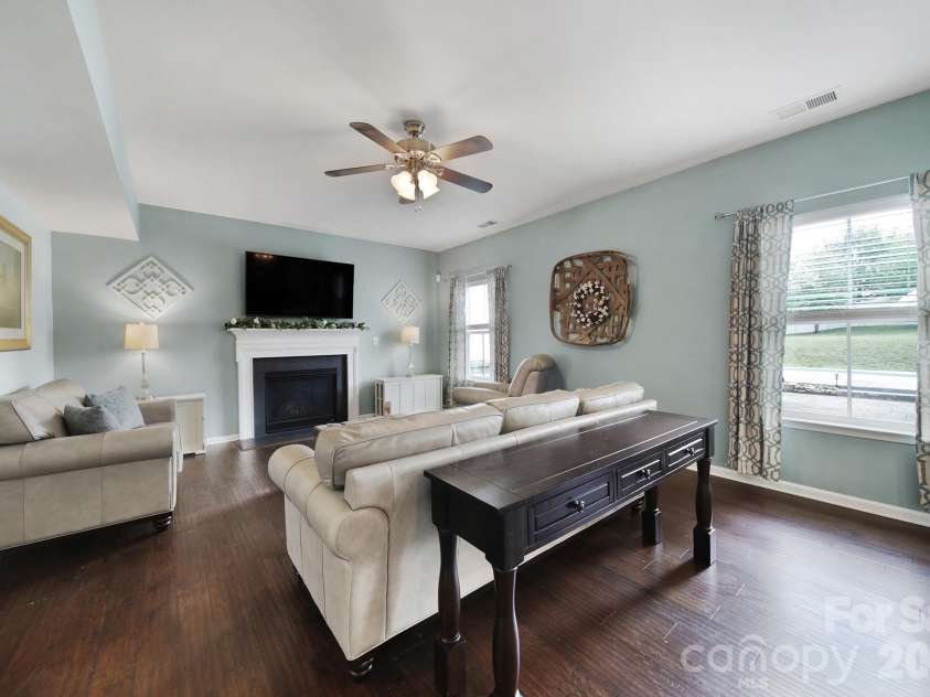 3622 Catherine Creek Place, Davidson, NC 28036.  MLS# CAR4389546, YatesRealty ID 33334. 