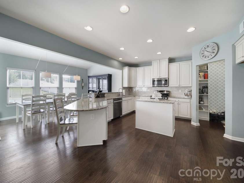 3622 Catherine Creek Place, Davidson, NC 28036.  MLS# CAR4389546, YatesRealty ID 33334. 