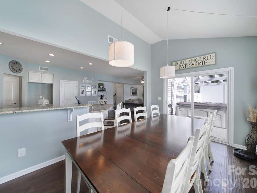 3622 Catherine Creek Place, Davidson, NC 28036.  MLS# CAR4389546, YatesRealty ID 33334. 