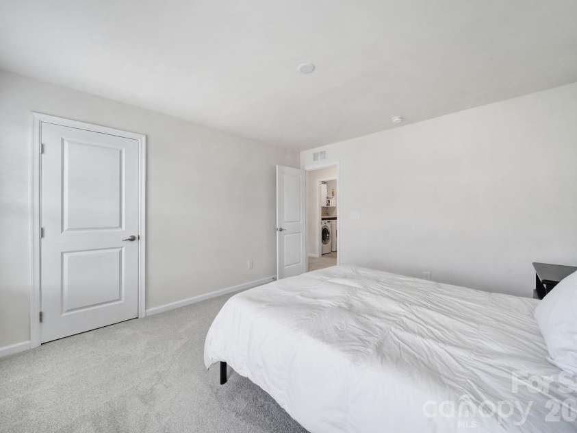 3622 Catherine Creek Place, Davidson, NC 28036.  MLS# CAR4389546, YatesRealty ID 33334. 