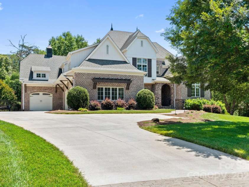 937 Montrachet Court, Lewisville, NC 27023.  MLS# CAR4294410, YatesRealty ID 33335. 