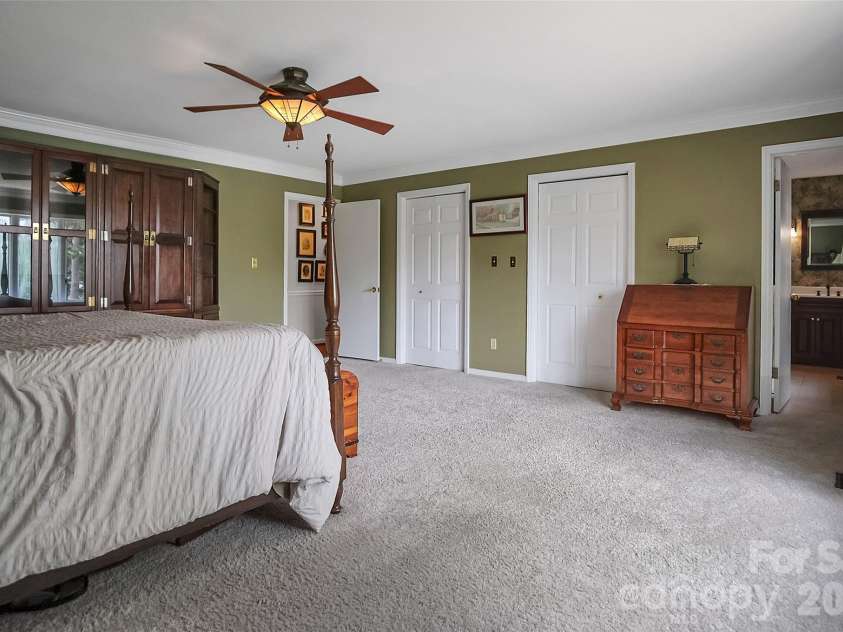 104 Doral Court, Kings Mountain, NC 28086.  MLS# CAR4384221, YatesRealty ID 33336. 