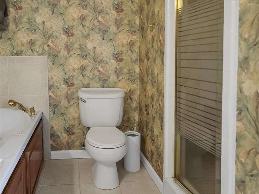 104 Doral Court, Kings Mountain, NC 28086.  MLS# CAR4384221, YatesRealty ID 33336. 