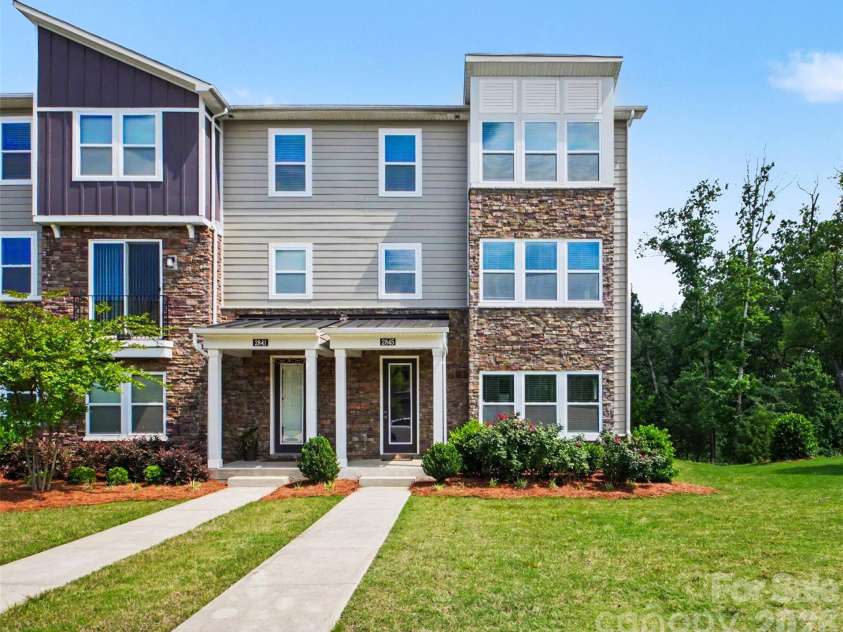 2845 Ensemble Court, Charlotte, NC 28262.  MLS# CAR4390533, YatesRealty ID 33337. 