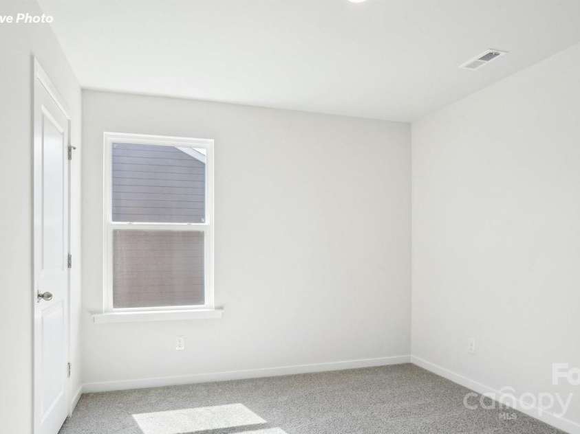 3758 Coleman Drive, Charlotte, NC 28215.  MLS# CAR4294496, YatesRealty ID 33339. 