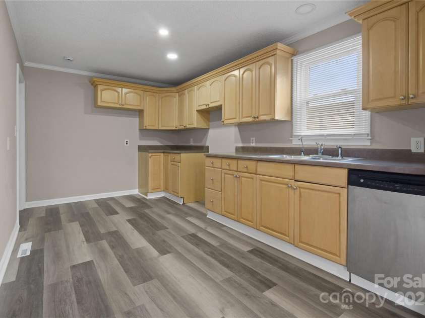 27 Barbee Road, Concord, NC 28027.  MLS# CAR4200287, YatesRealty ID 3334. 