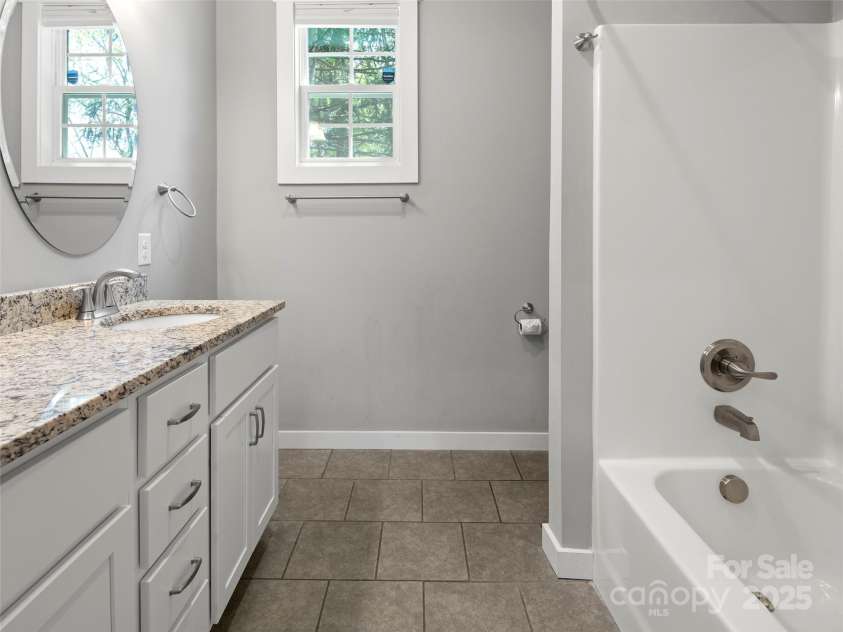 862 Sand Hill Road, Asheville, NC 28806.  MLS# CAR4284247, YatesRealty ID 3334. 