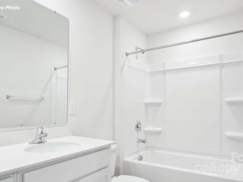 3805 Coleman Drive, Charlotte, NC 28215.  MLS# CAR4294502, YatesRealty ID 33340. 