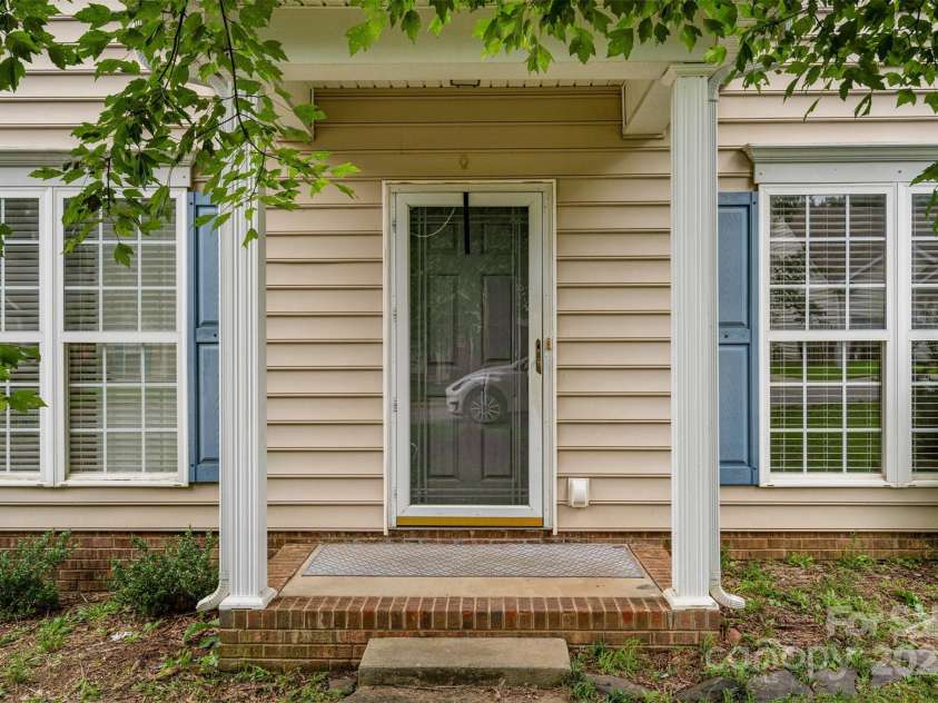 210 Devon Forest Drive, Mooresville, NC 28115.  MLS# CAR4293435, YatesRealty ID 33341. 