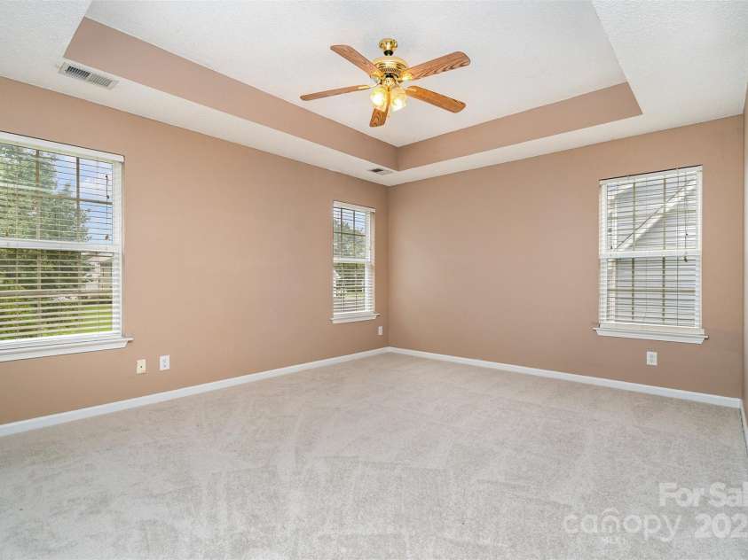 210 Devon Forest Drive, Mooresville, NC 28115.  MLS# CAR4293435, YatesRealty ID 33341. 