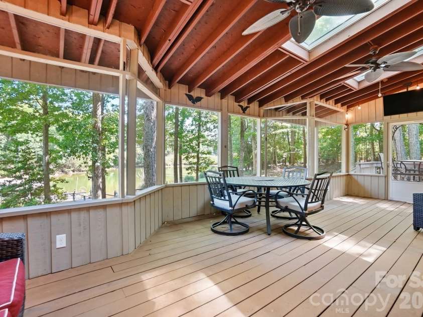 36 Water Thrush Road, Lake Wylie, SC 29710.  MLS# CAR4387255, YatesRealty ID 33341. 