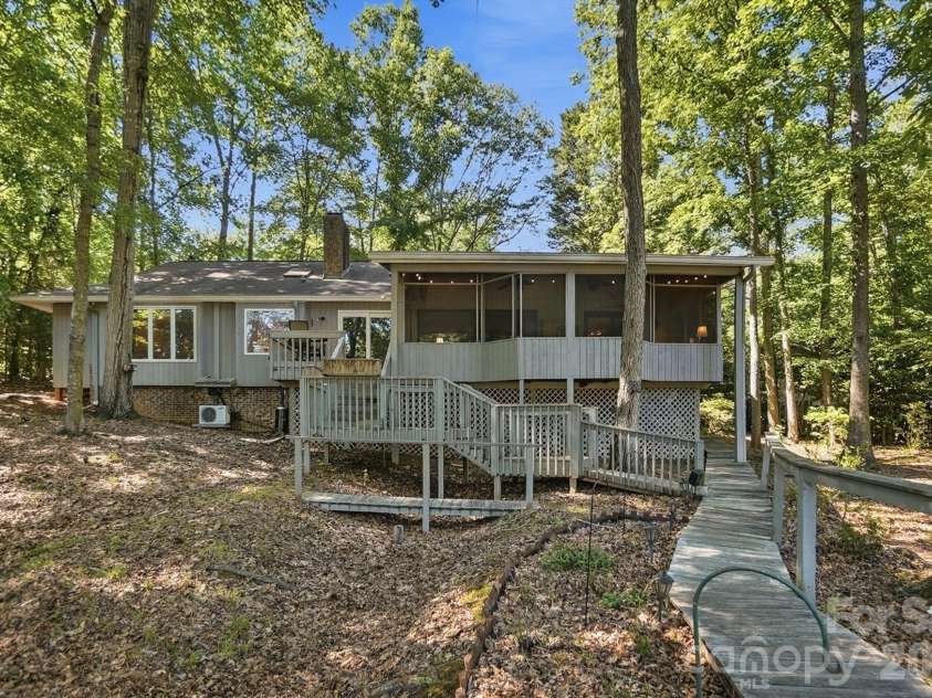 36 Water Thrush Road, Lake Wylie, SC 29710.  MLS# CAR4387255, YatesRealty ID 33341. 