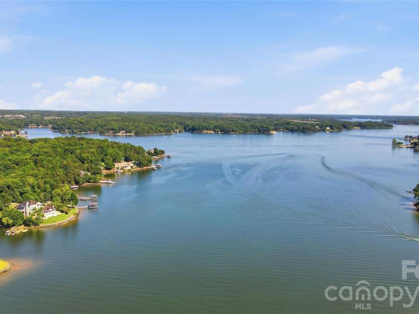 36 Water Thrush Road, Lake Wylie, SC 29710.  MLS# CAR4387255, YatesRealty ID 33341. 