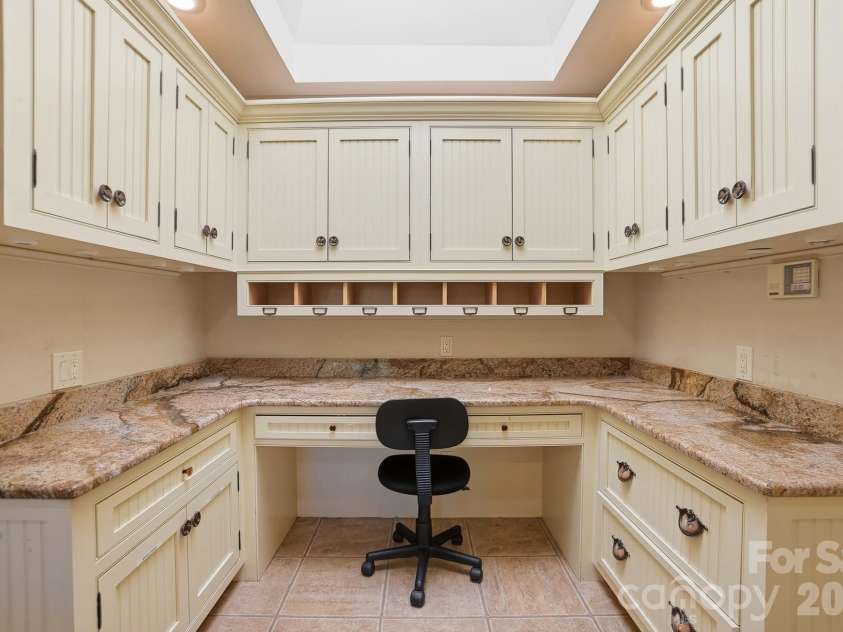 36 Water Thrush Road, Lake Wylie, SC 29710.  MLS# CAR4387255, YatesRealty ID 33341. Computer niche