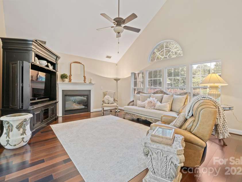 13325 Fremington Road, Huntersville, NC 28078.  MLS# CAR4291022, YatesRealty ID 33342. 