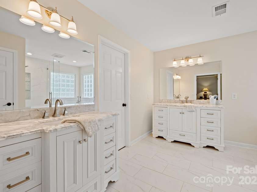 13325 Fremington Road, Huntersville, NC 28078.  MLS# CAR4291022, YatesRealty ID 33342. 