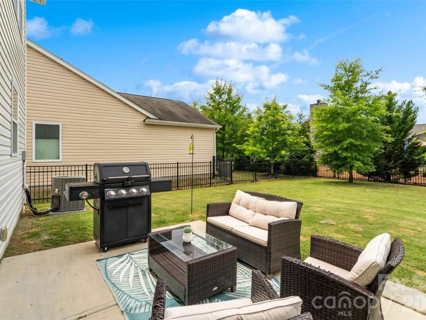 1401 Kings Grove Drive, York, SC 29745.  MLS# CAR4391337, YatesRealty ID 33342. Back Patio