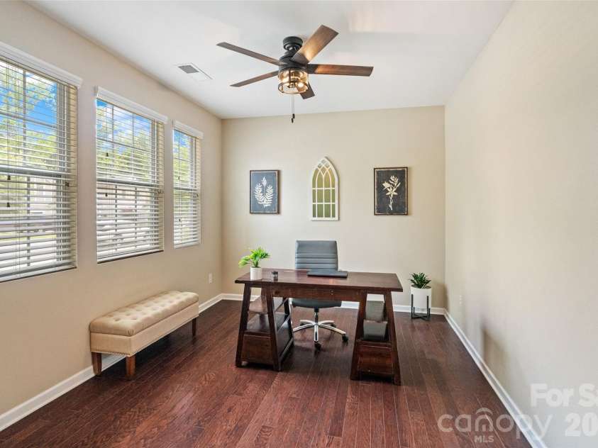 1401 Kings Grove Drive, York, SC 29745.  MLS# CAR4391337, YatesRealty ID 33342. Dedicated Office