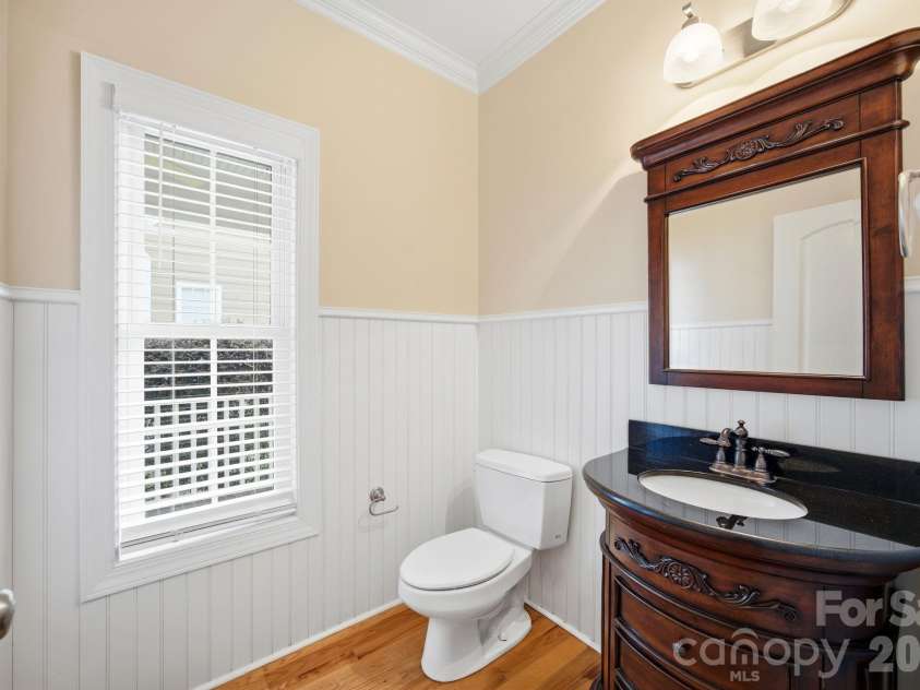 3210 Kelsey Plaza, Kannapolis, NC 28081.  MLS# CAR4384881, YatesRealty ID 33343. 