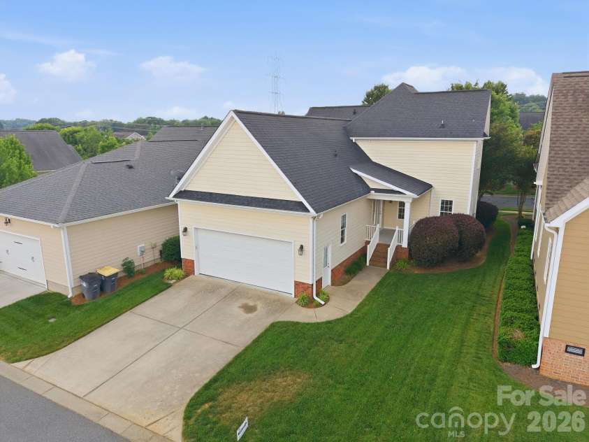 3210 Kelsey Plaza, Kannapolis, NC 28081.  MLS# CAR4384881, YatesRealty ID 33343. 