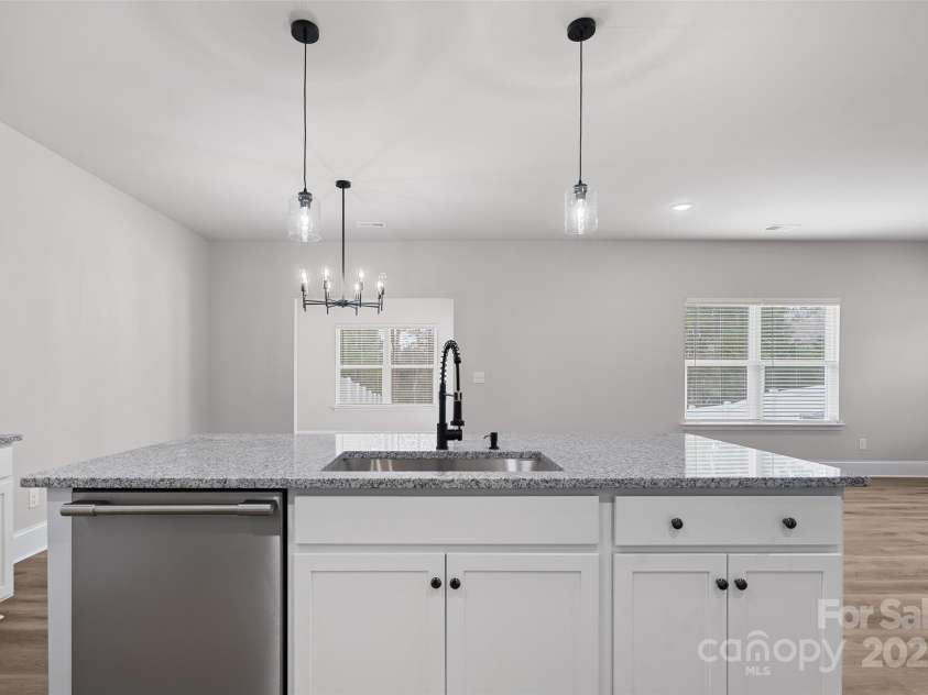 12510 Susanna Drive, Charlotte, NC 28214.  MLS# CAR4294507, YatesRealty ID 33345. 