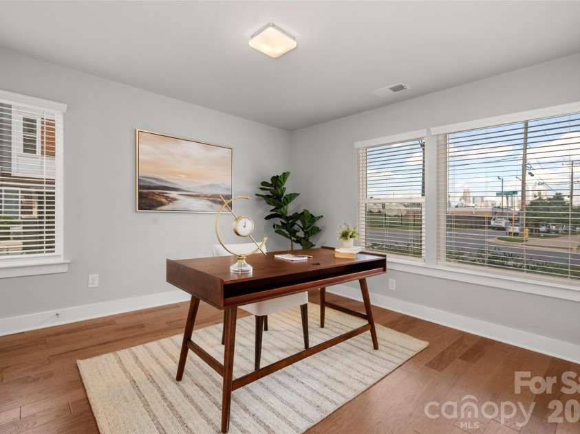 2104 Bryant Park Drive, Charlotte, NC 28208.  MLS# CAR4394009, YatesRealty ID 33346. 