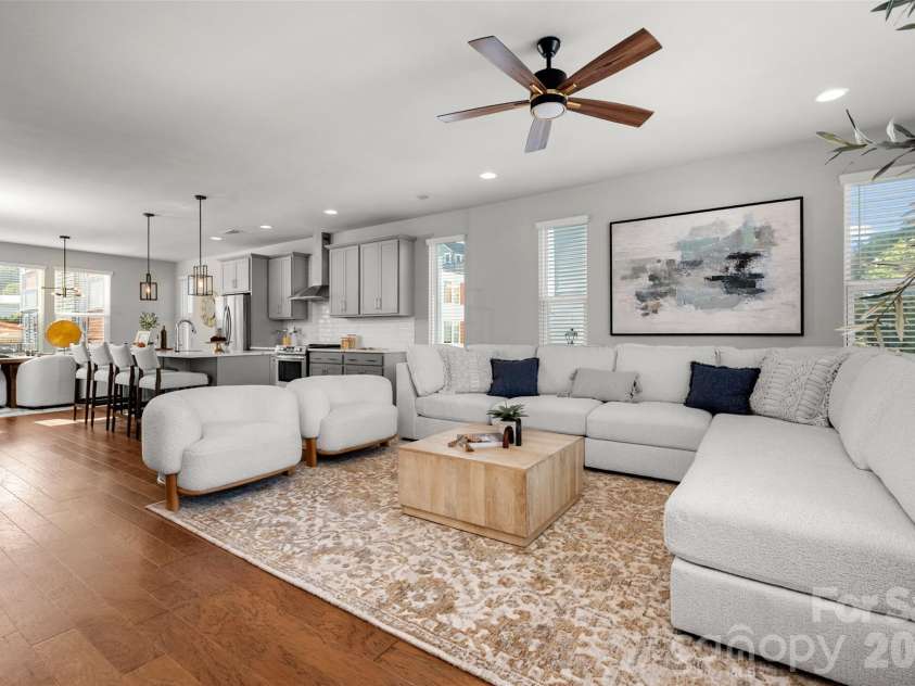 2104 Bryant Park Drive, Charlotte, NC 28208.  MLS# CAR4394009, YatesRealty ID 33346. 