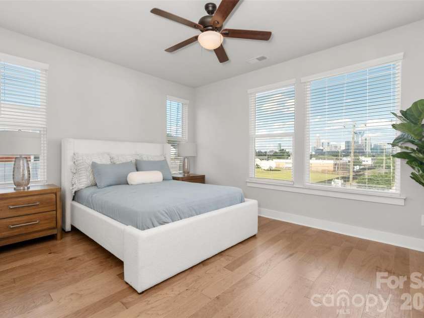 2104 Bryant Park Drive, Charlotte, NC 28208.  MLS# CAR4394009, YatesRealty ID 33346. 