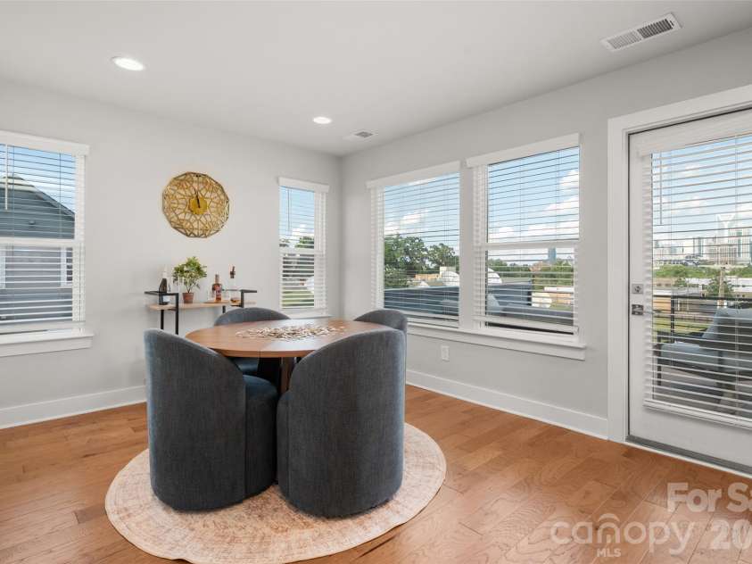 2104 Bryant Park Drive, Charlotte, NC 28208.  MLS# CAR4394009, YatesRealty ID 33346. 