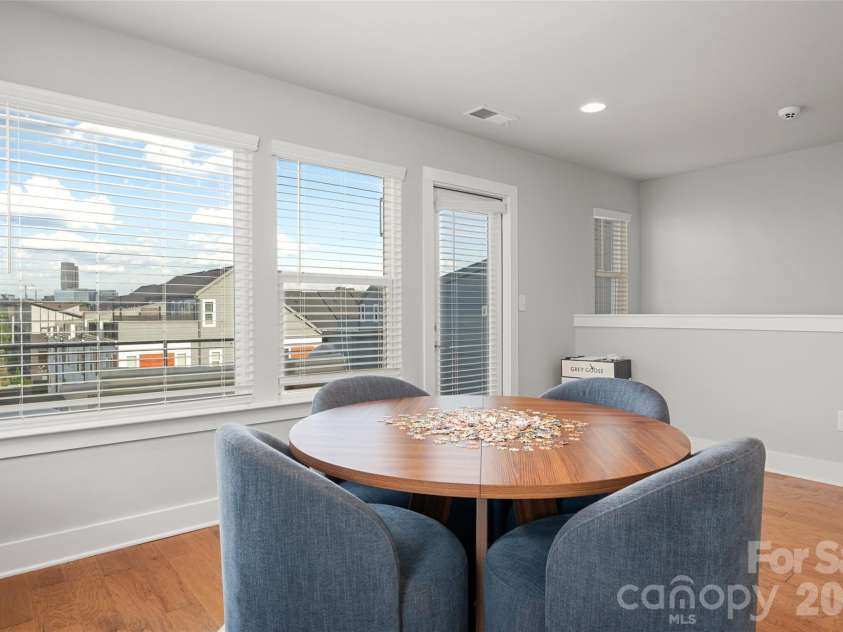 2104 Bryant Park Drive, Charlotte, NC 28208.  MLS# CAR4394009, YatesRealty ID 33346. 